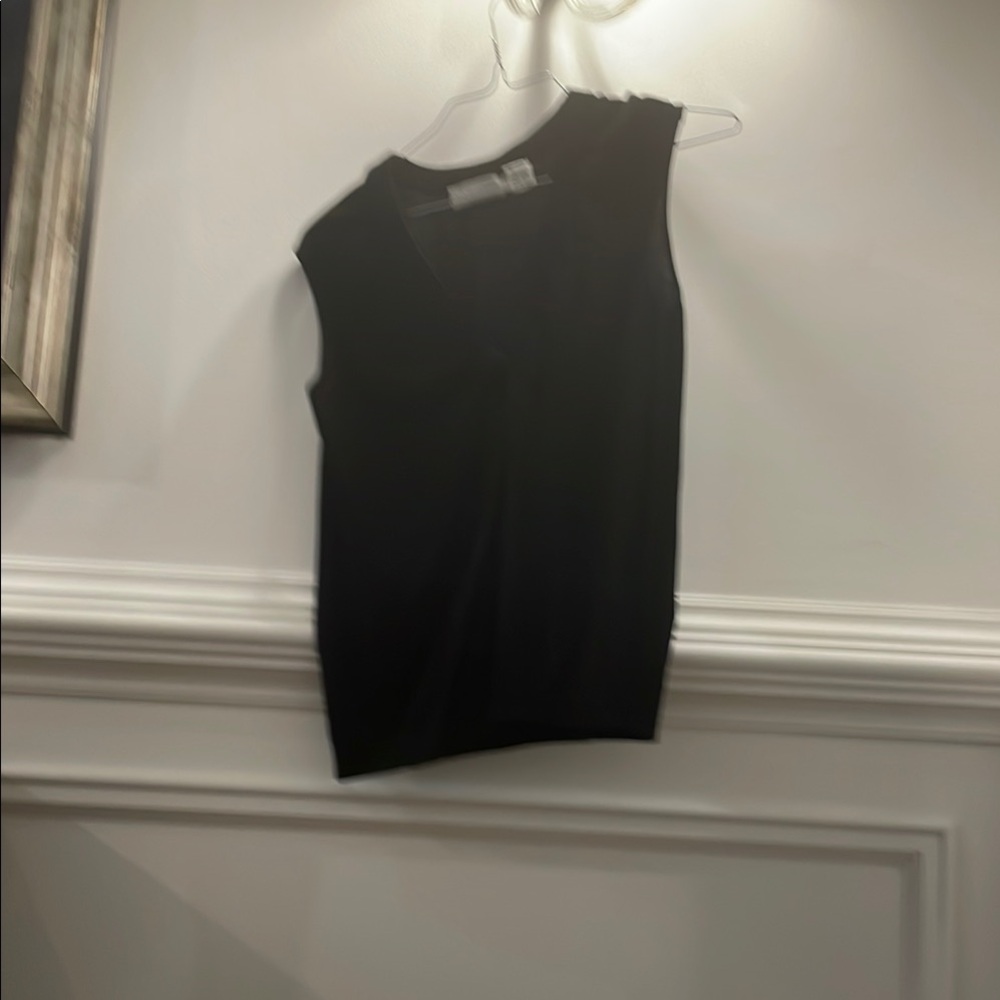 Dana Buchman Black Fitted Tank Top